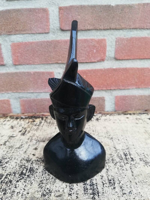 Buste van een Javaanse man