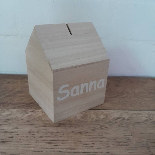 Spaarpot hout huisje met naam