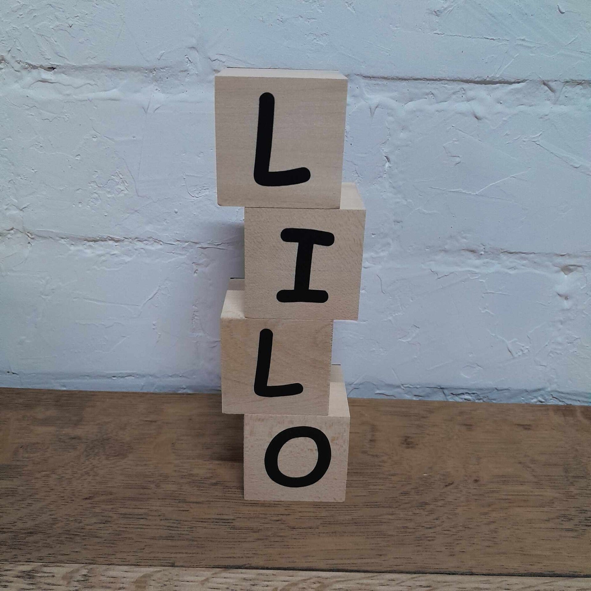 Houten letterblokken - naamcadeau