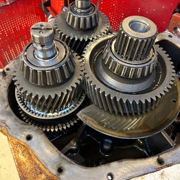 Innenbordsmotor. Utenbordsmnotor. Gir overhaling. Turbo service.