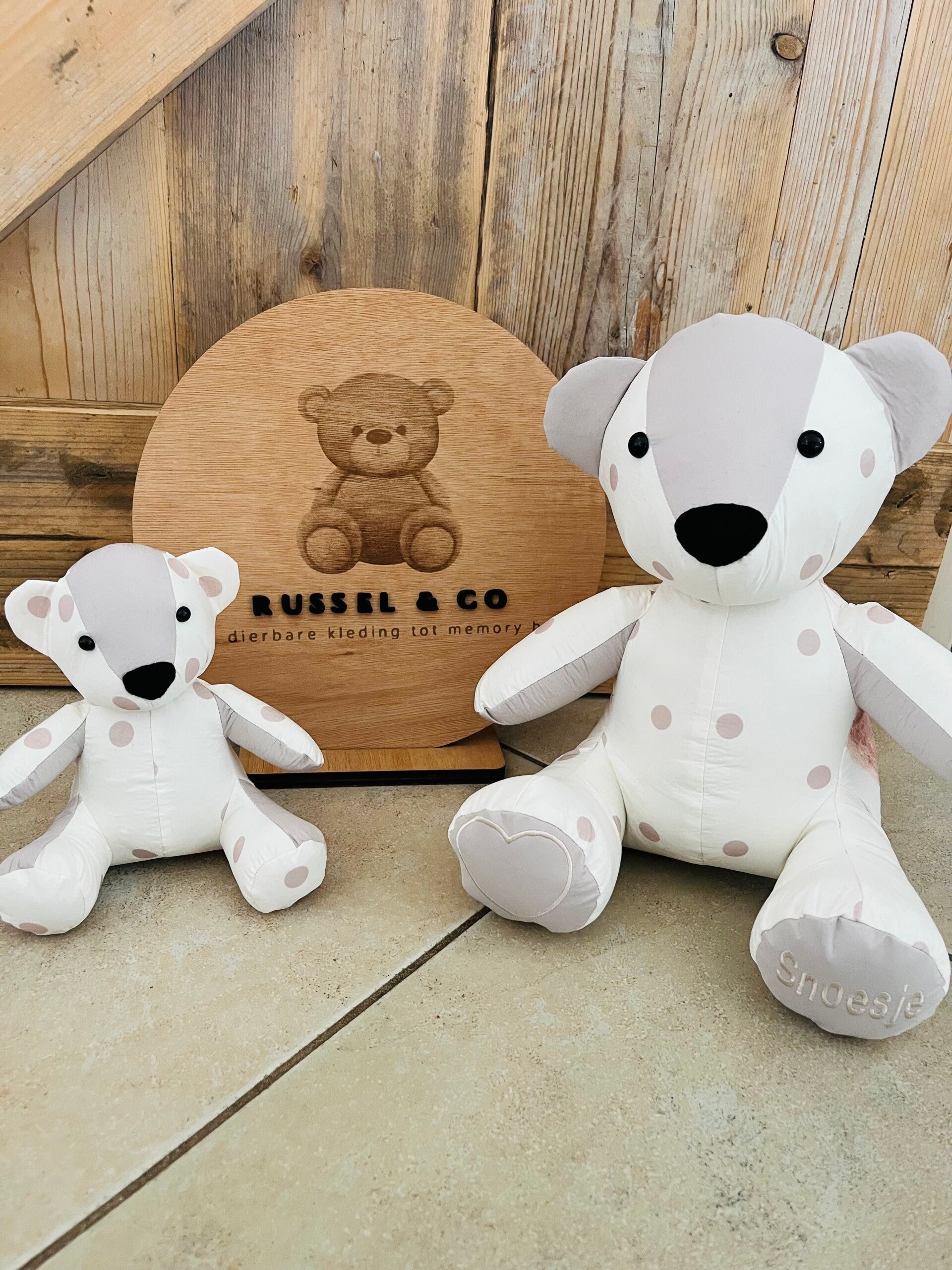Mini-beer baby- en volwassen kleding