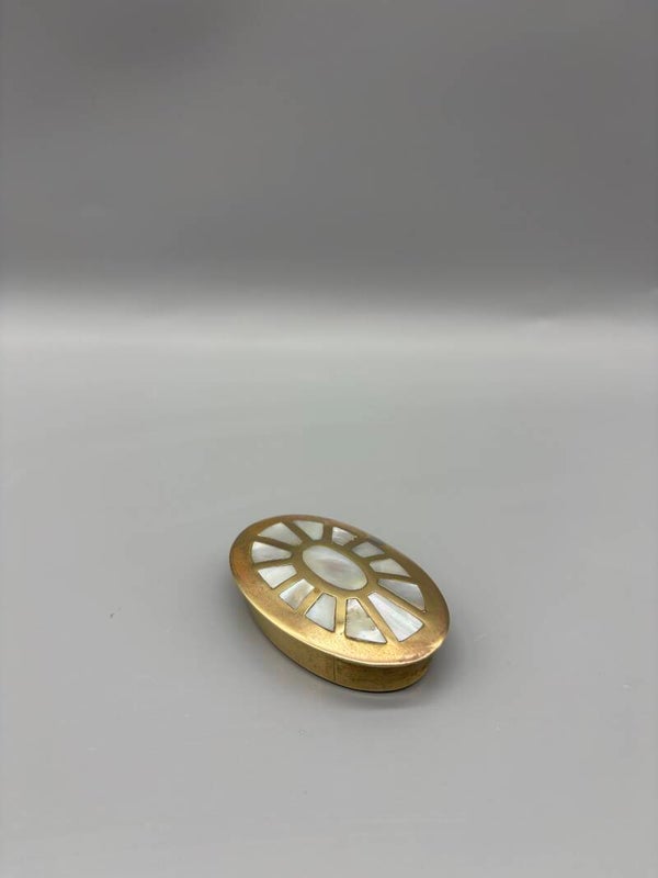 Pillendoosje messing parelmoer