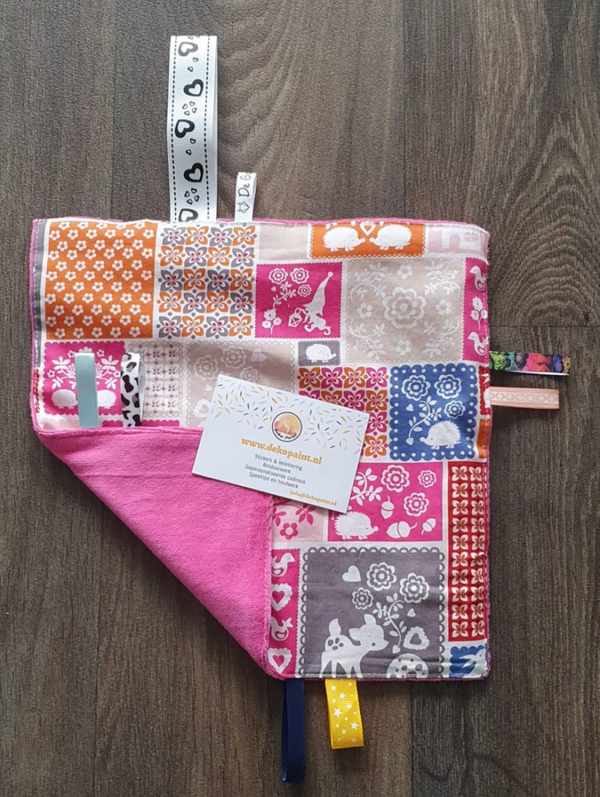 Knisperdoekje 'Roze'