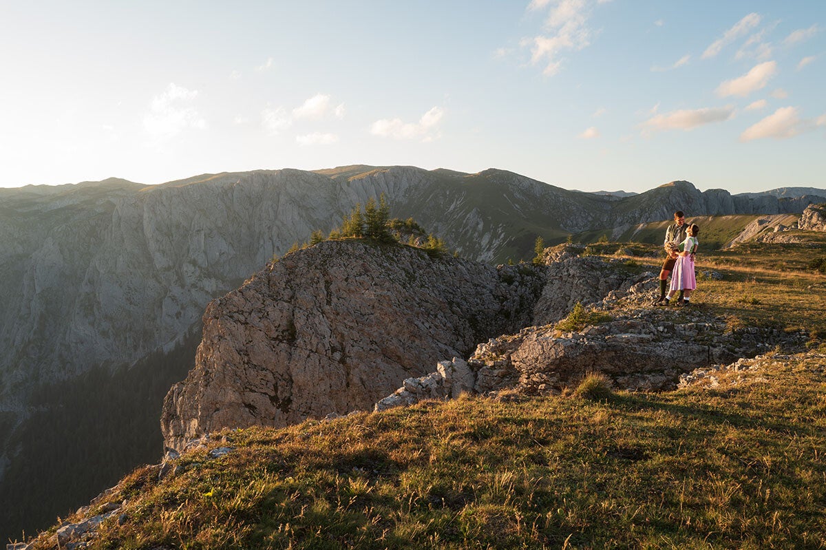 After-Wedding Shooting im Hochschwabgebiet in der Steiermark – Brautpaar in den Bergen