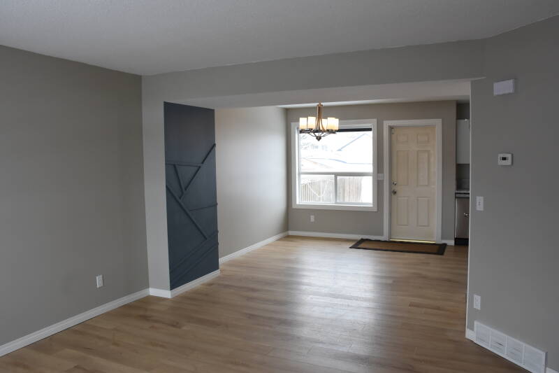 Living room/ Dining Room