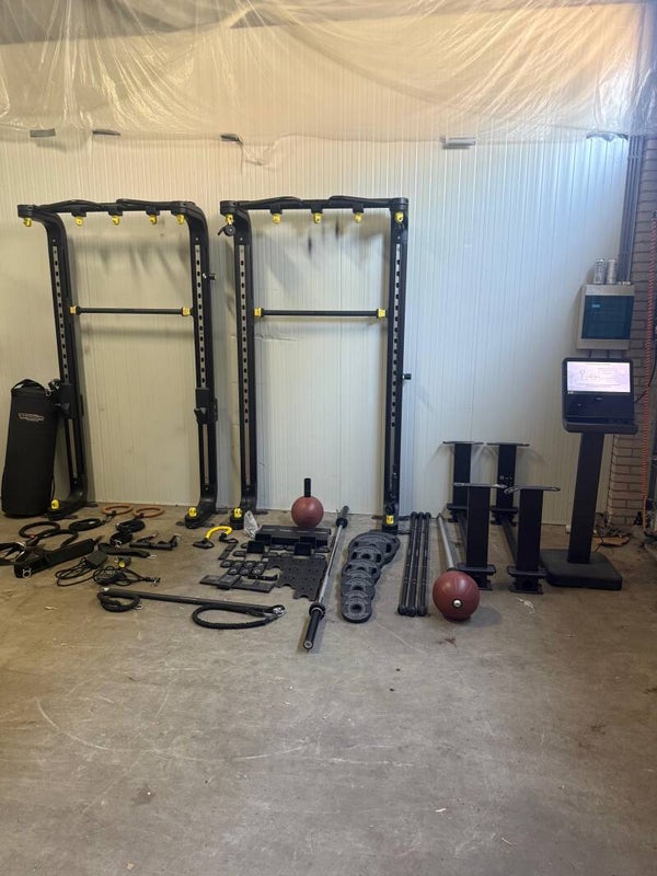 Technogym Omnia 3 (2 keer) Functional Trainer + Toebehoor !