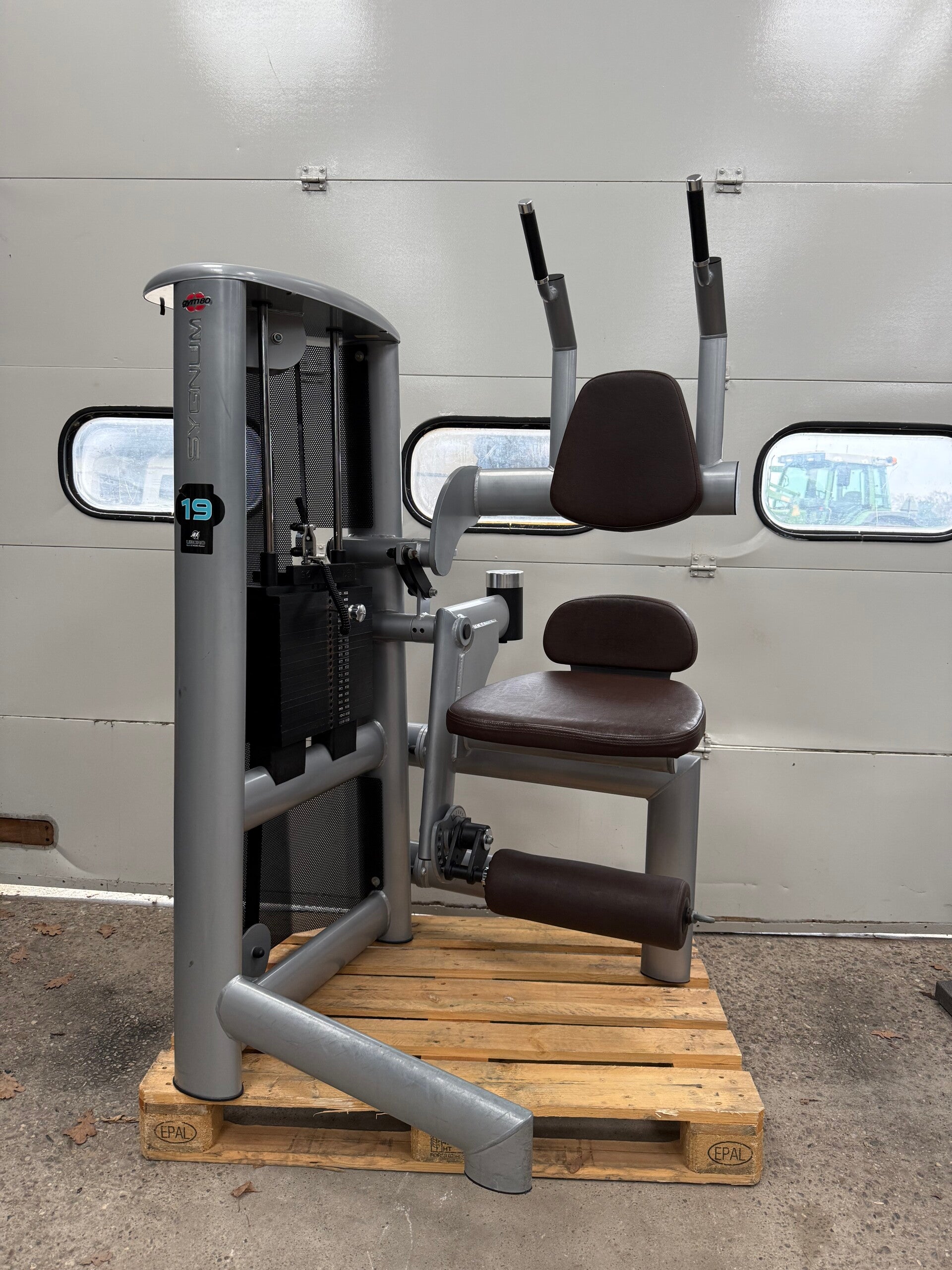 Gym 80 Ab crunch/ Ab machine/ Abs/ Ab trainer