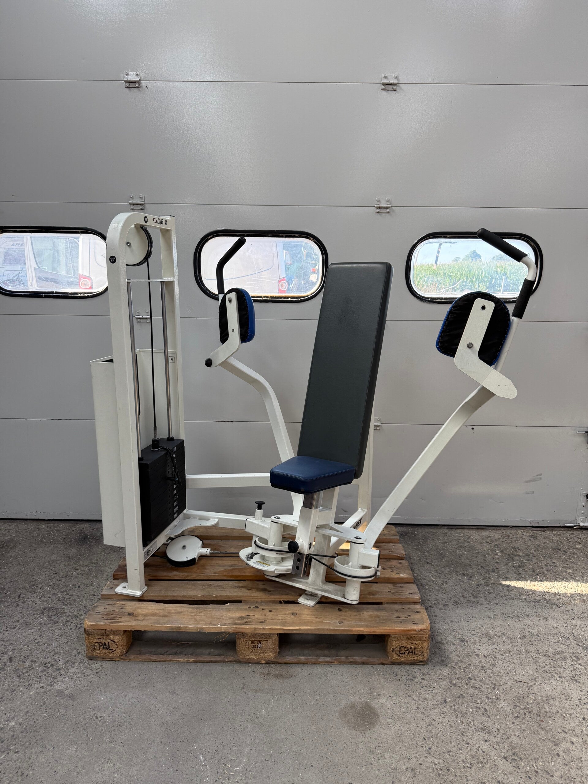 Cybex pec deck machine/ fly machine/ butterfly/