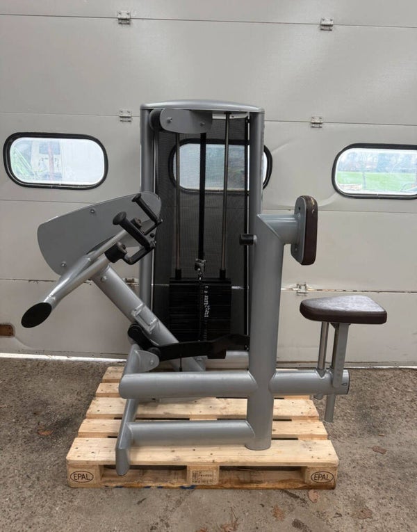 Gym 80 Sygnum Seated row/ rowing machine/ Chest supported