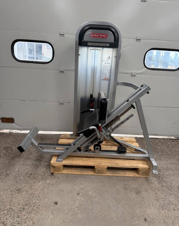 Star Trac 45 degree calf raise/ wadenstrecker/