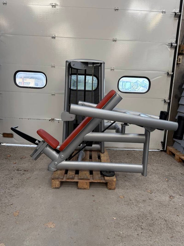 Gym 80 Shoulderpress/ Schulterpresse/ machine