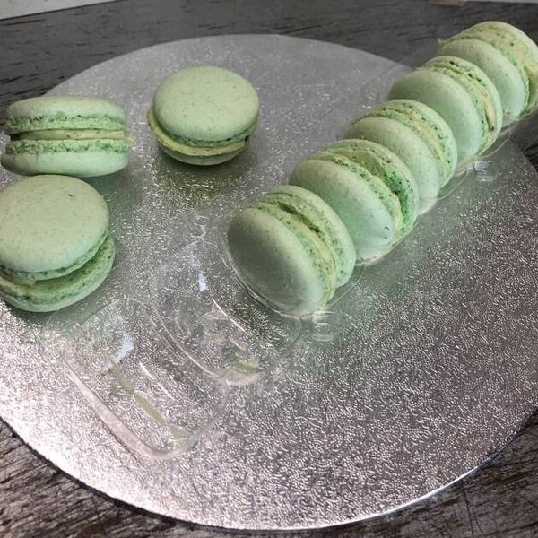 Pistache Macarons