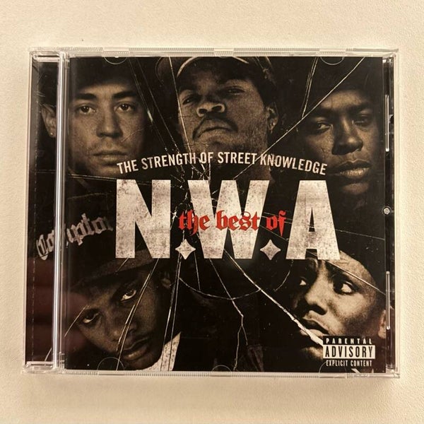 N.W.A - The Best Of N.W.A " The Strenght Of Street Knowledge - CD
