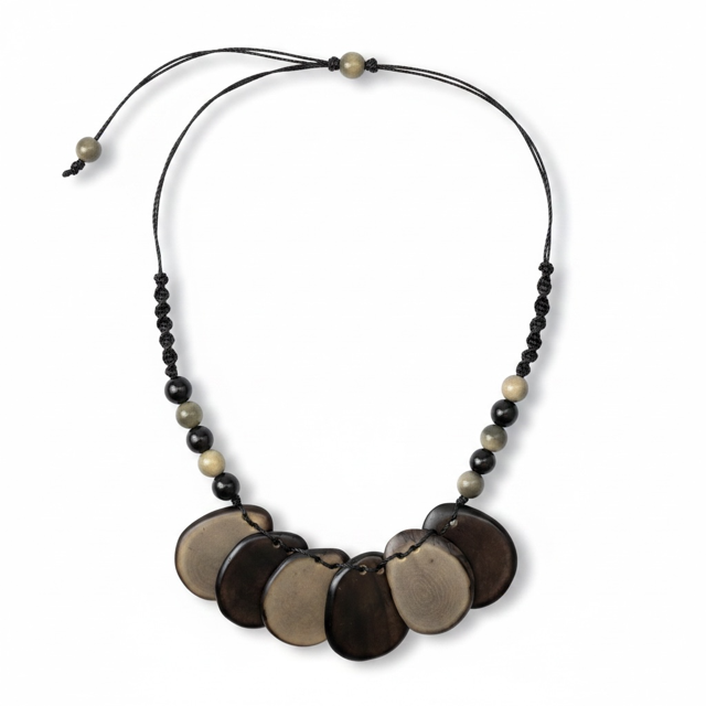 Pili Necklace