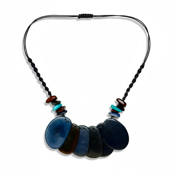 Pili Necklace