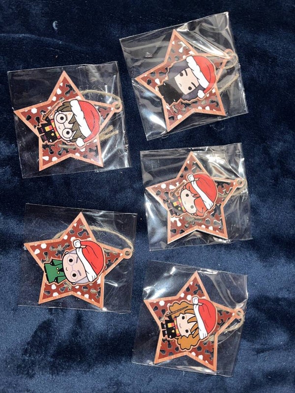 Accessoire de sapin style boule de Noel plate