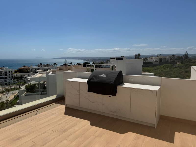 Outdoor kitchen