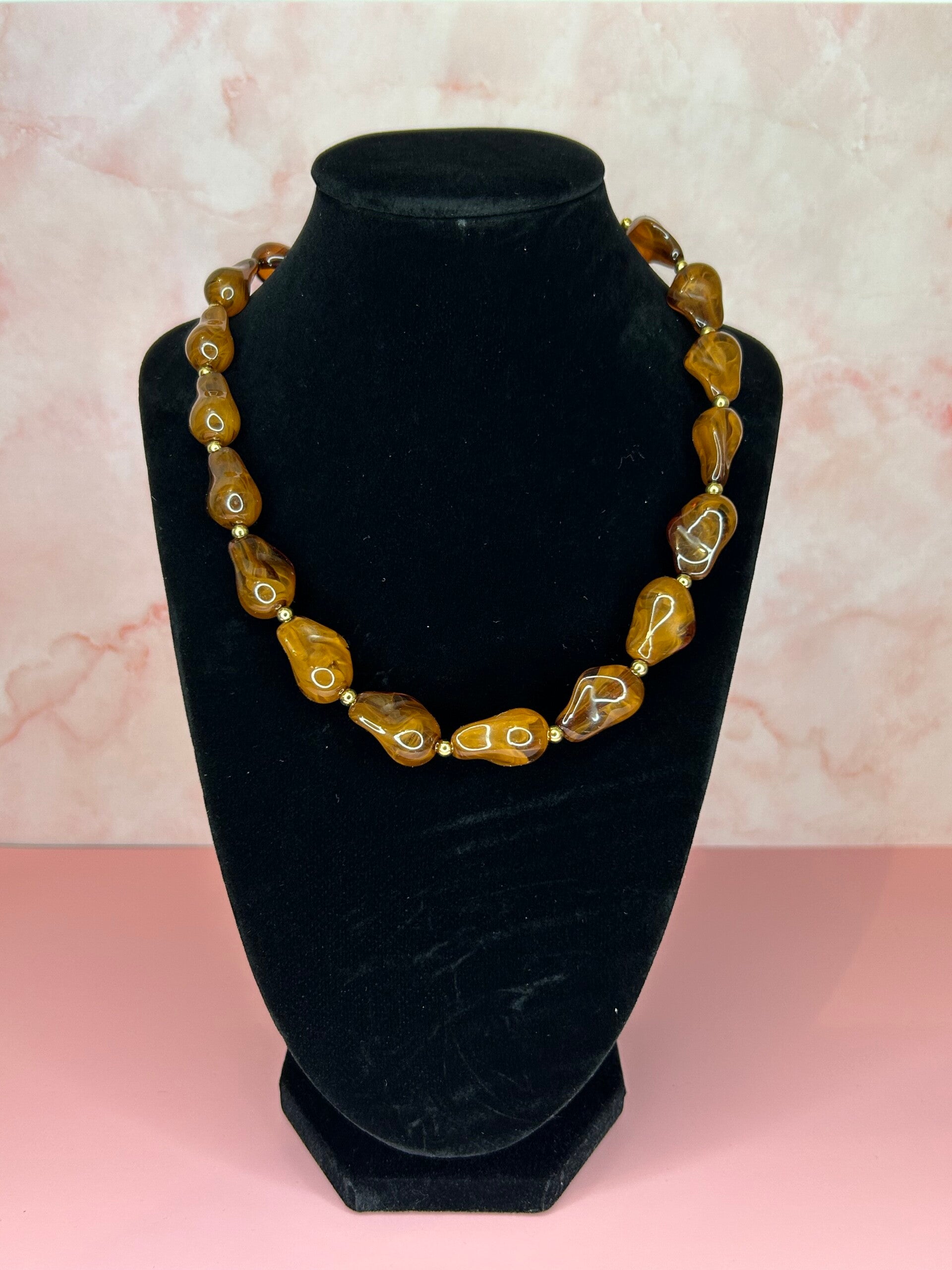 Parelketting okergeel/bruin (goud)