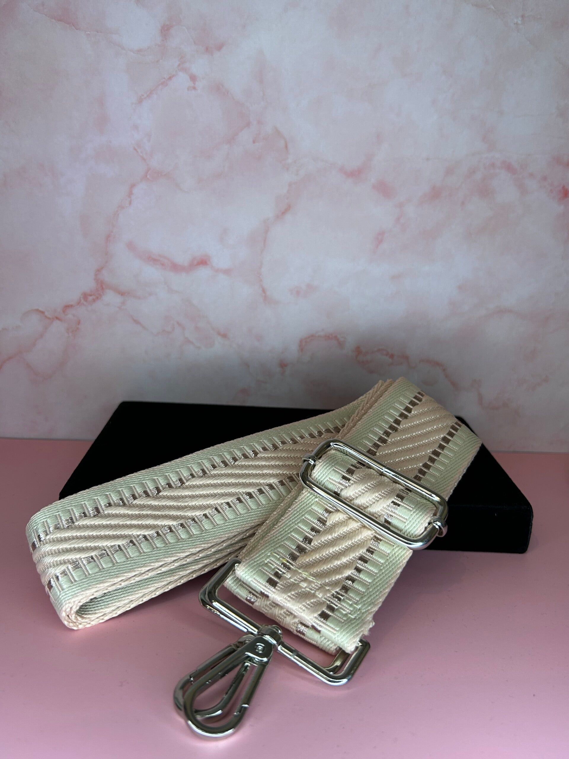 Strap roze/paars/creme