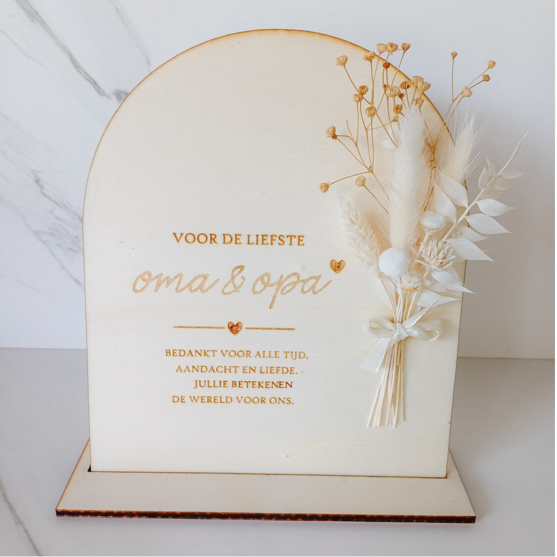 Cadeau voor oma en opa | Houten bordje 'Voor de liefste oma & opa'