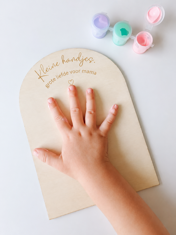 Handafdruk bord 'Kleine handjes, grote liefde voor mama'