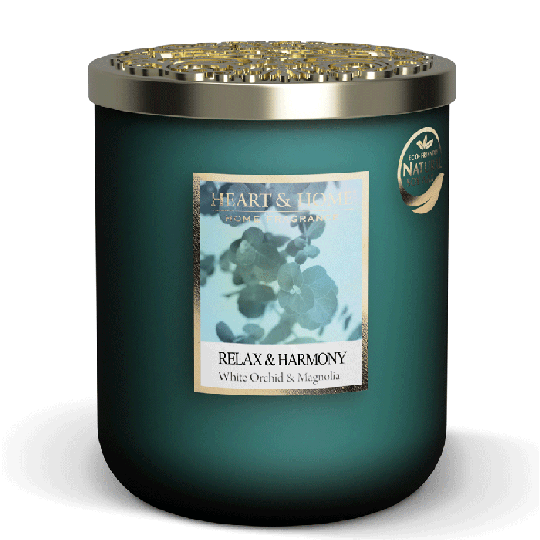 Relax & Harmony - 110g Candela in giara Immergiti tra le foglie fresche e aromatiche per risvegliare i sensi in un abbraccio armonioso che profuma di eucalipto e bergamotto.