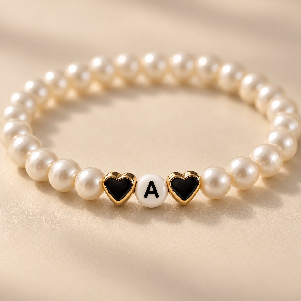 Personalisierbares Perlenarmband „Amour Initial“