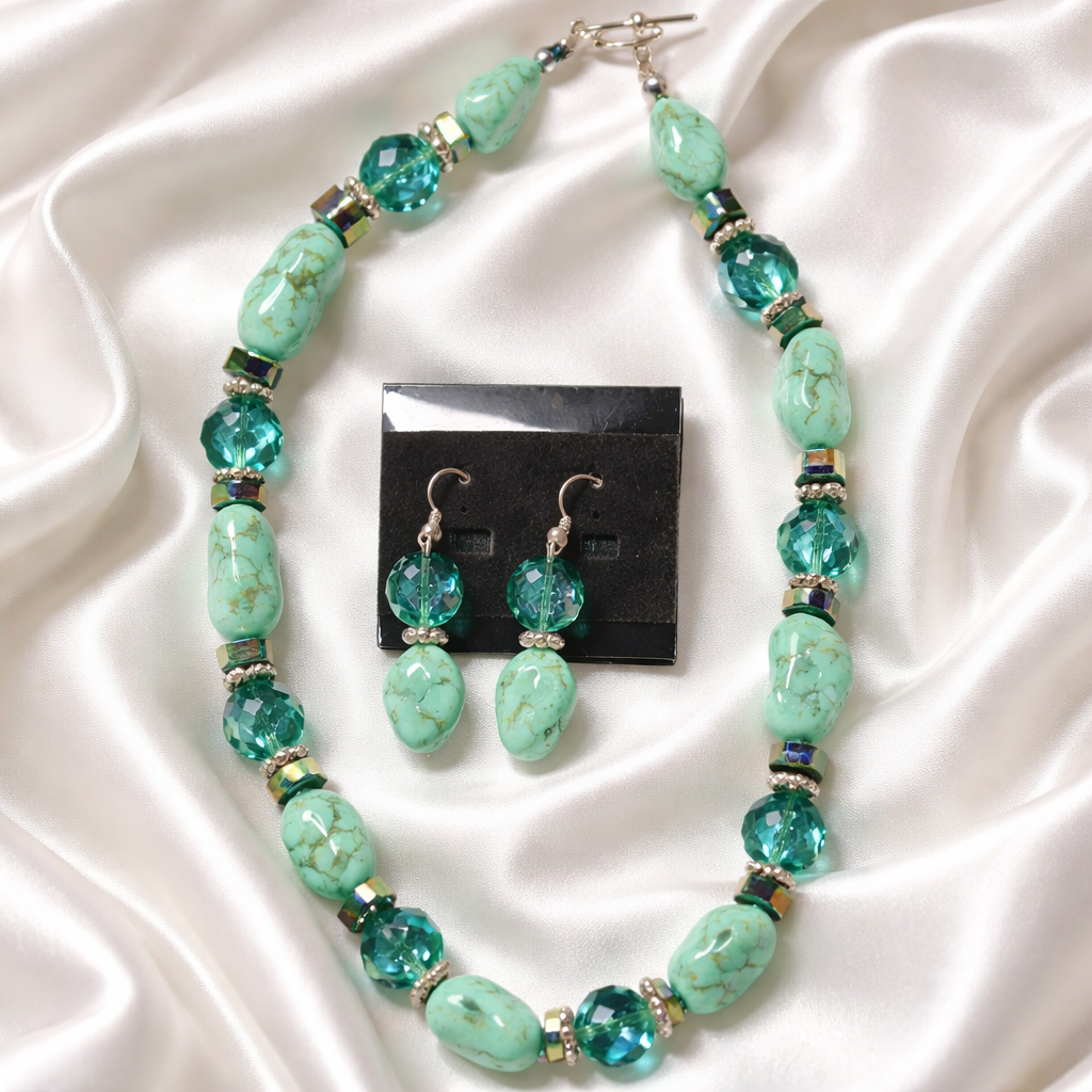 Turquoise and glass necklace