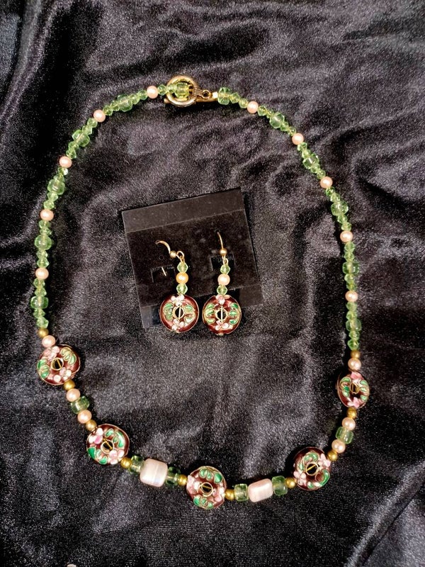 Green beaded necklace