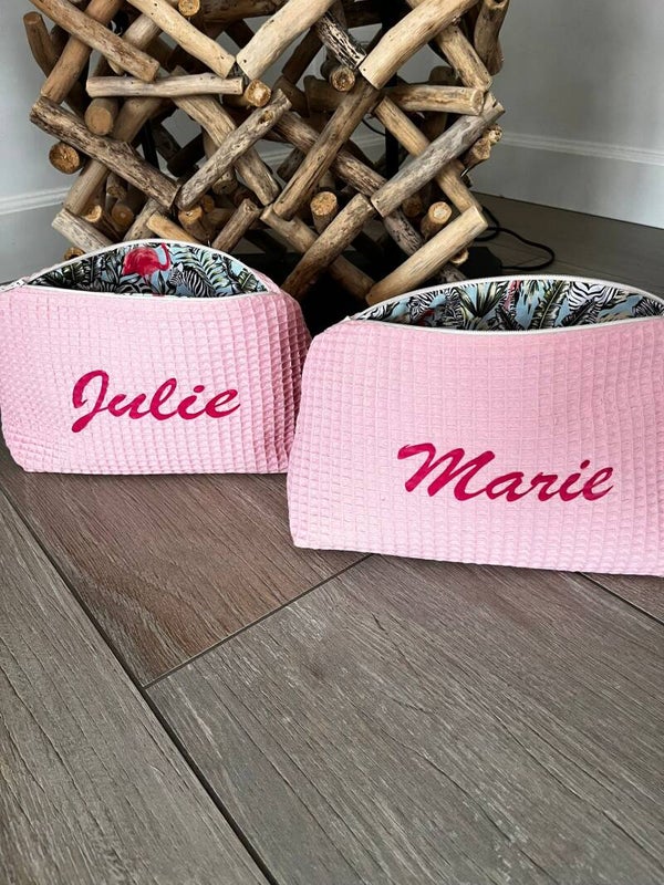 Gepersonaliseerde toilettas  met rits in wafelstof roos