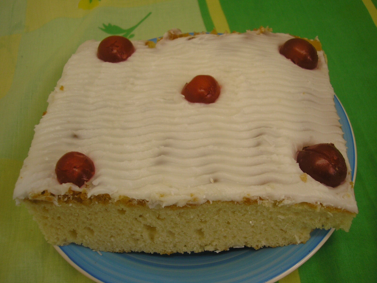 ICED SPONGE CAKE WILSON FAMILY BAKERY