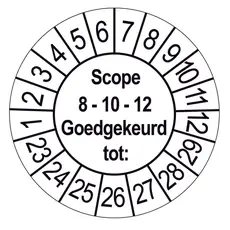 Keuringssticker met goedkeuringsdatum voor Scope 8-10-12, gebruikt bij technische inspecties door Werotech Techniek