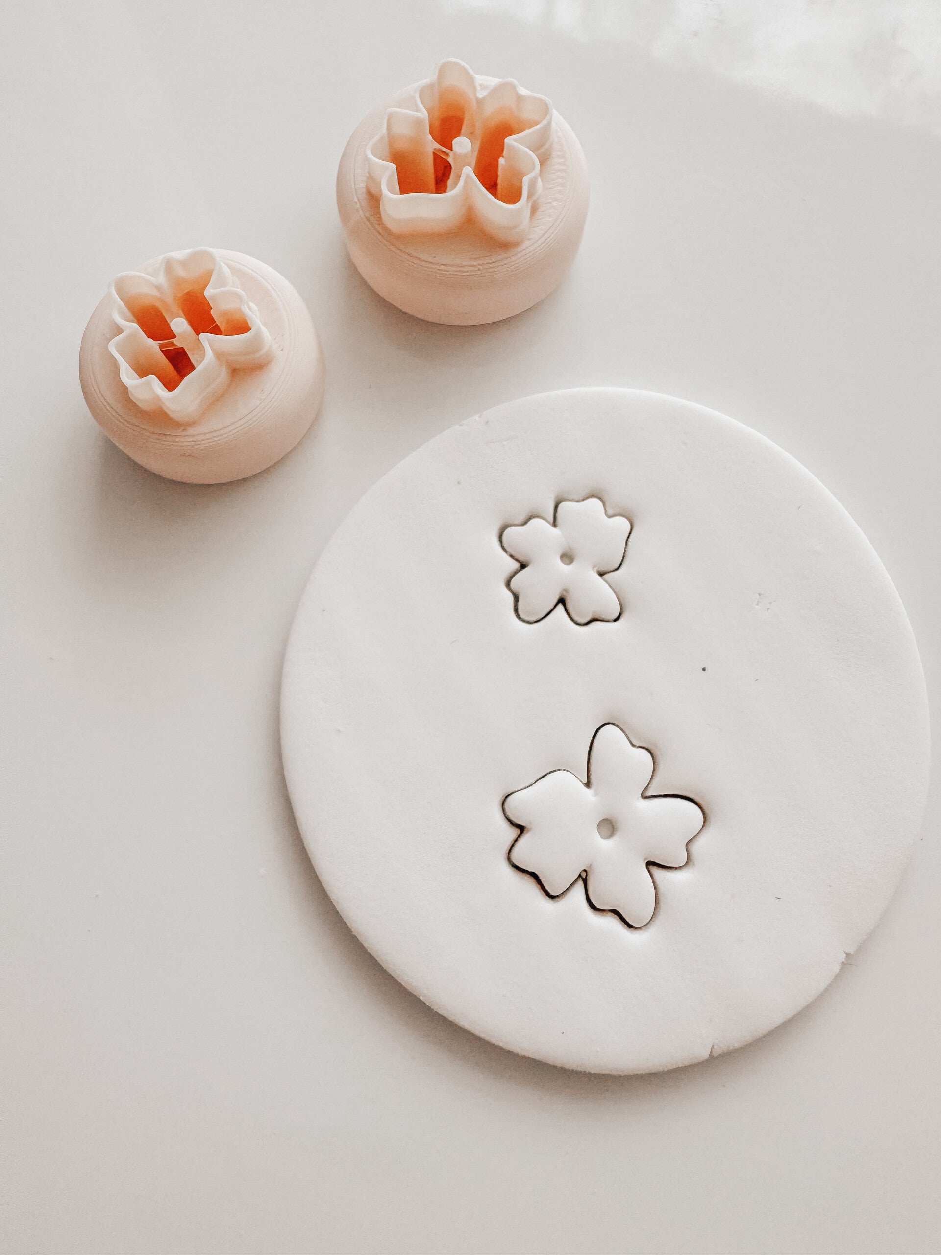 cutter stud little flower