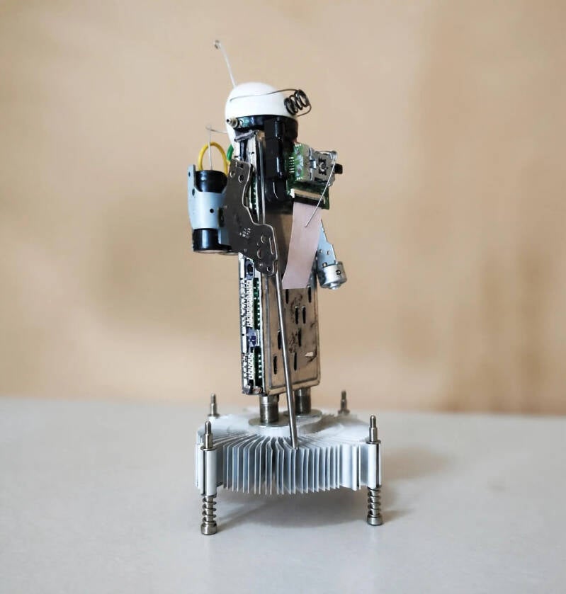 robot-4_fondo-blur-standard.jpg