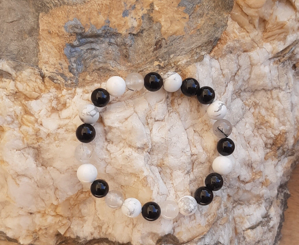 Bracelet bien être A — Quartz tourmaline, Howlite & onyx