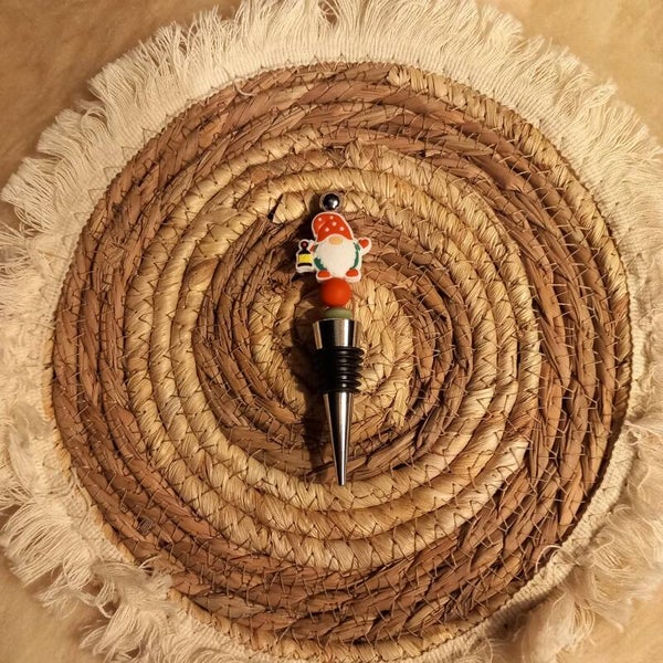 Wijnstop kerstman met lantaren