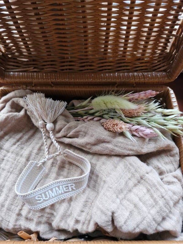 Stoffen armbandje bruin met beige summer