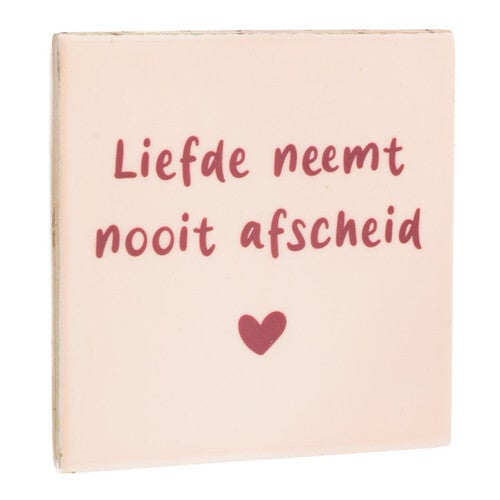 Tegel liefde neemt nooit afscheid