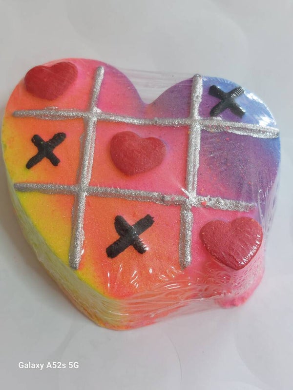 Heart bath bomb