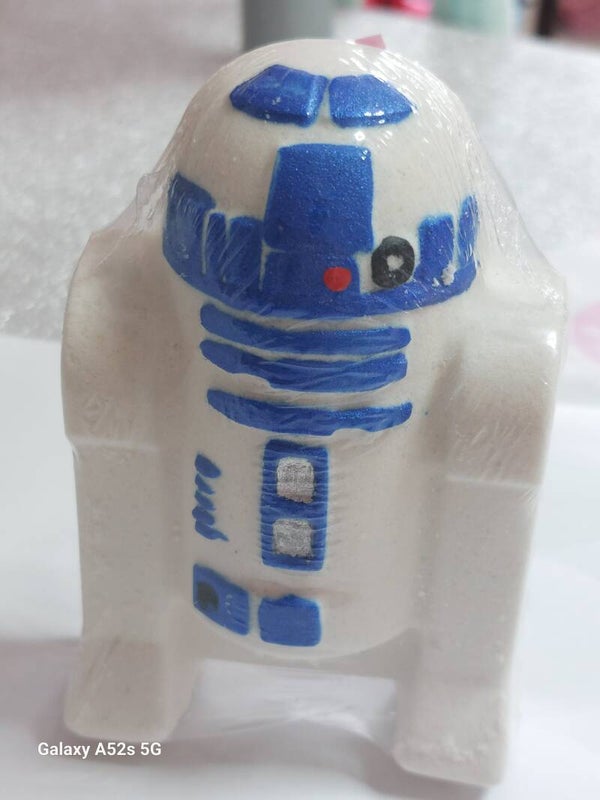 Robot bath bomb