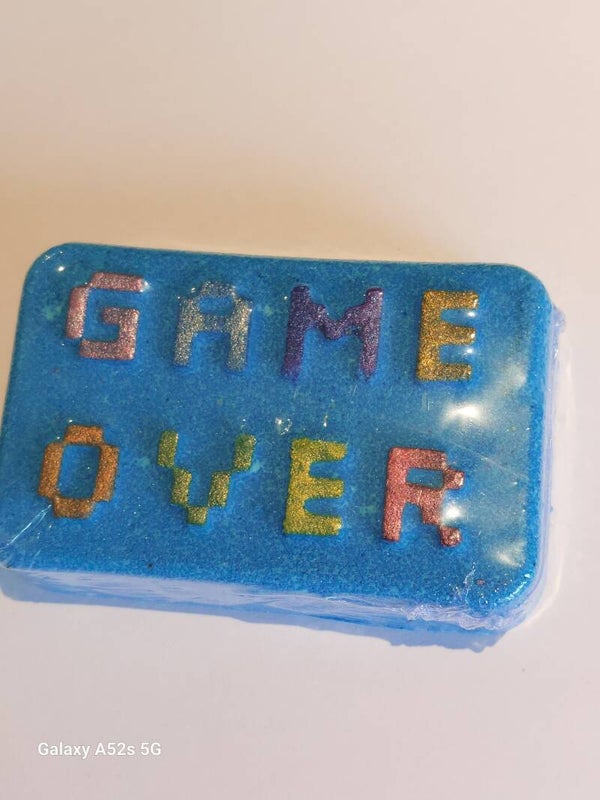 Game over bath bomb
