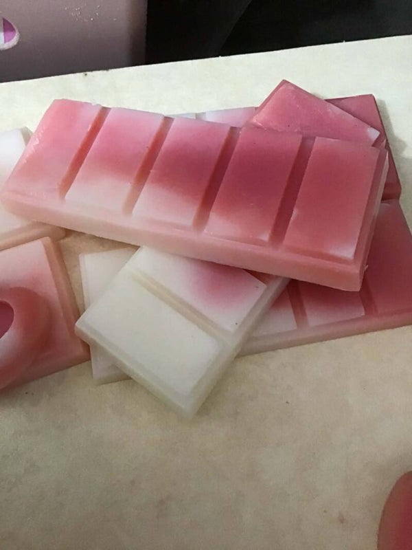 Hoover lines wax melt bar