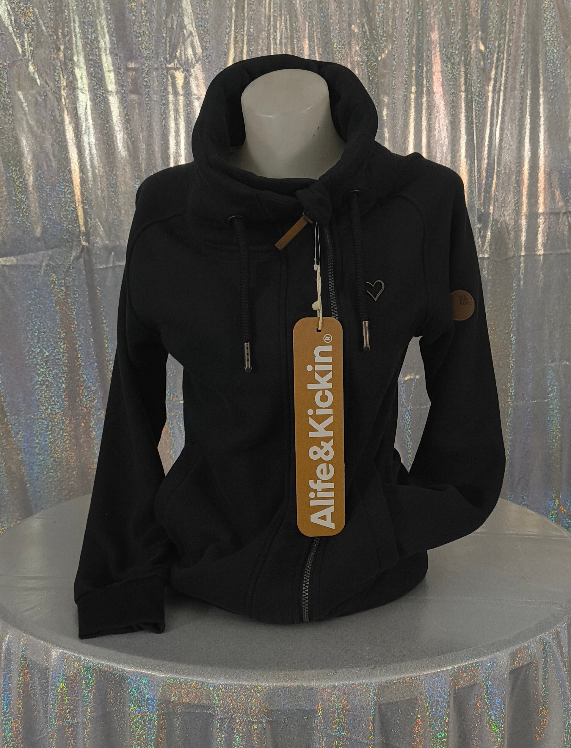 A life and kicking vest zwart (7)