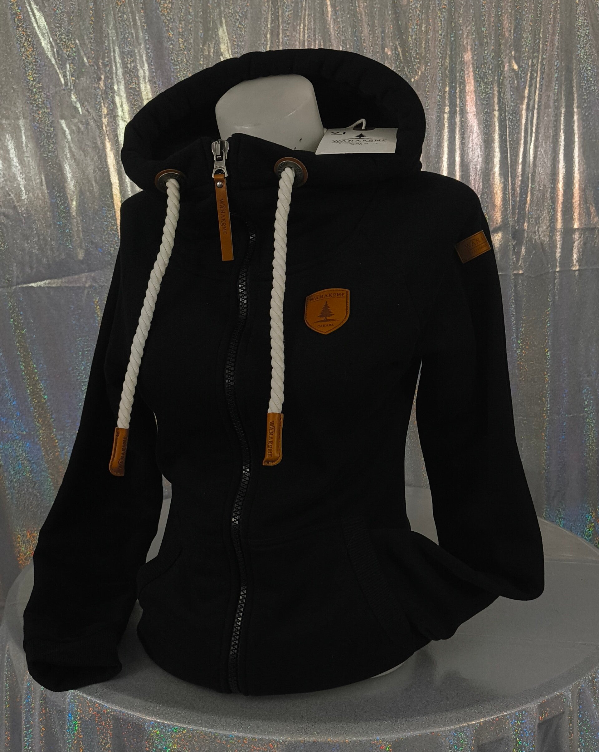 Vest Wanakome zwart (21)