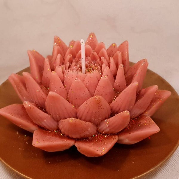 Lotus bloem open