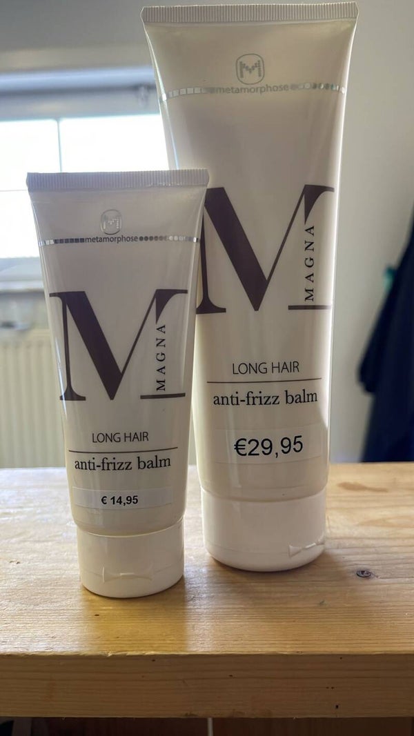 anti frizz balm