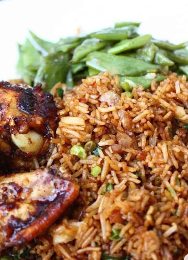 Nasi met geroosterde kip
