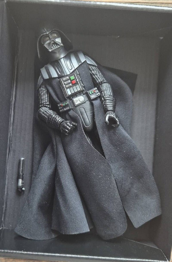 Star Wars The Black Series - 6-Inch Action Figure Darth Vader (Loose)