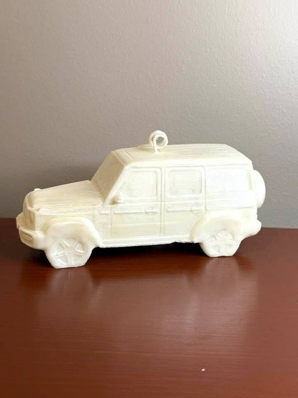 Wagoneer Icon Candle