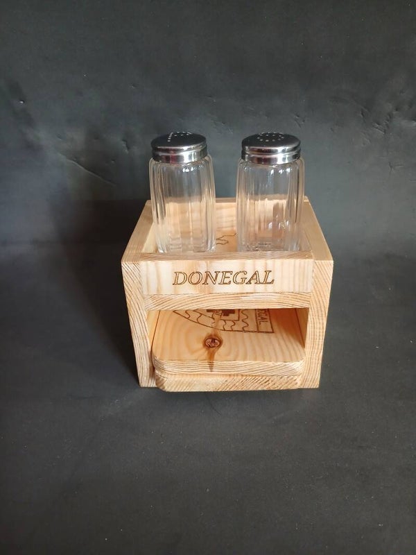 Coaster and Salt\Pepper Set (Pine Finish)